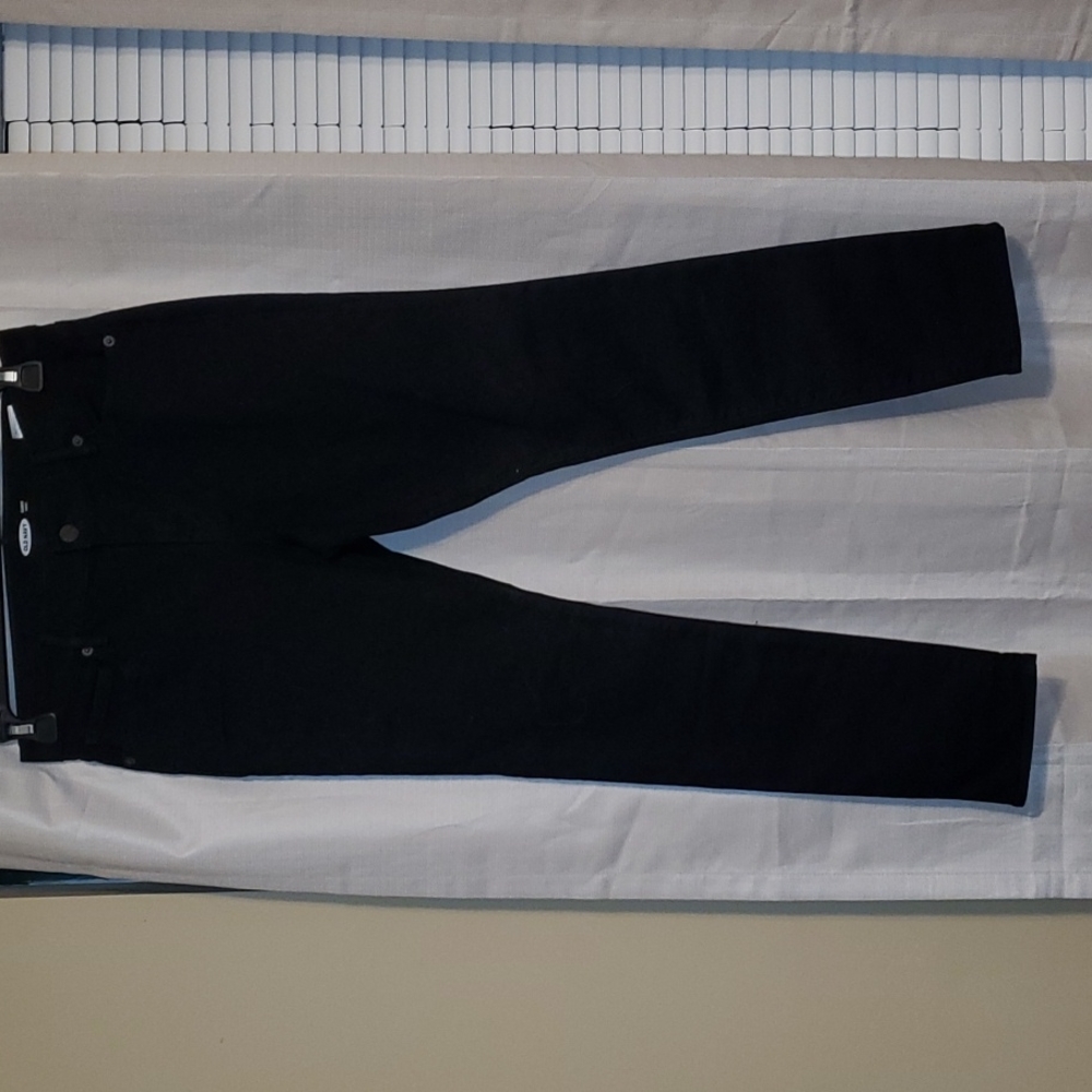 Black Old Navy Jeans